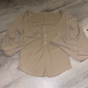 Light brown crop
